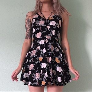 Kendall & Kylie floral open-backed dress